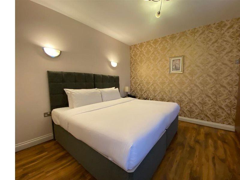 Baylis House 4* Slough