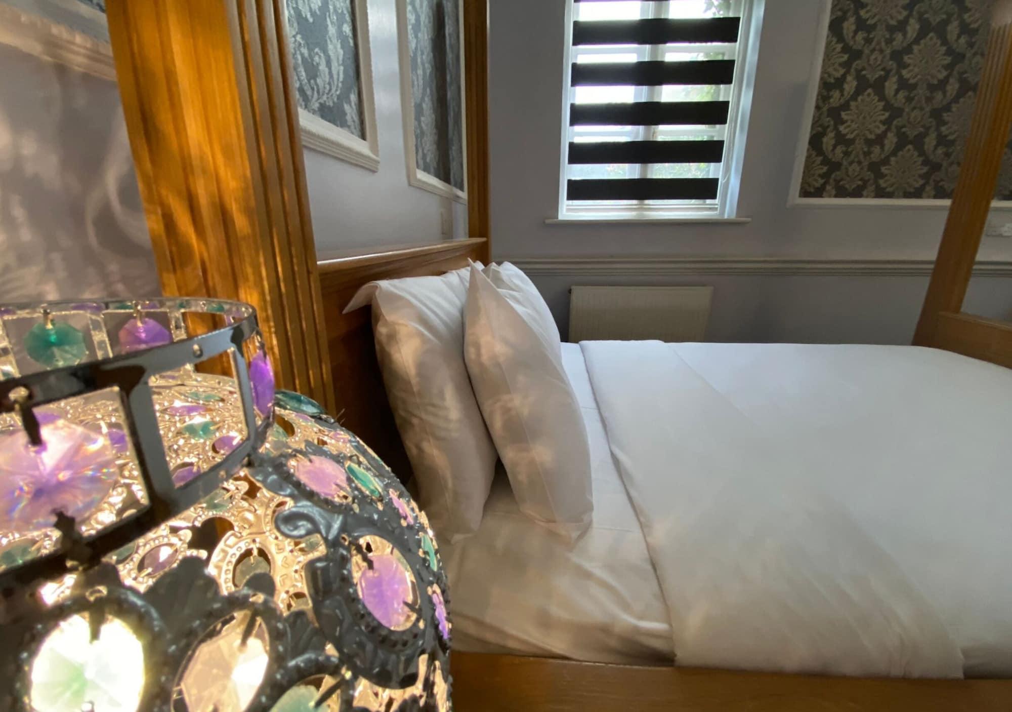 Hotel Baylis House 4*