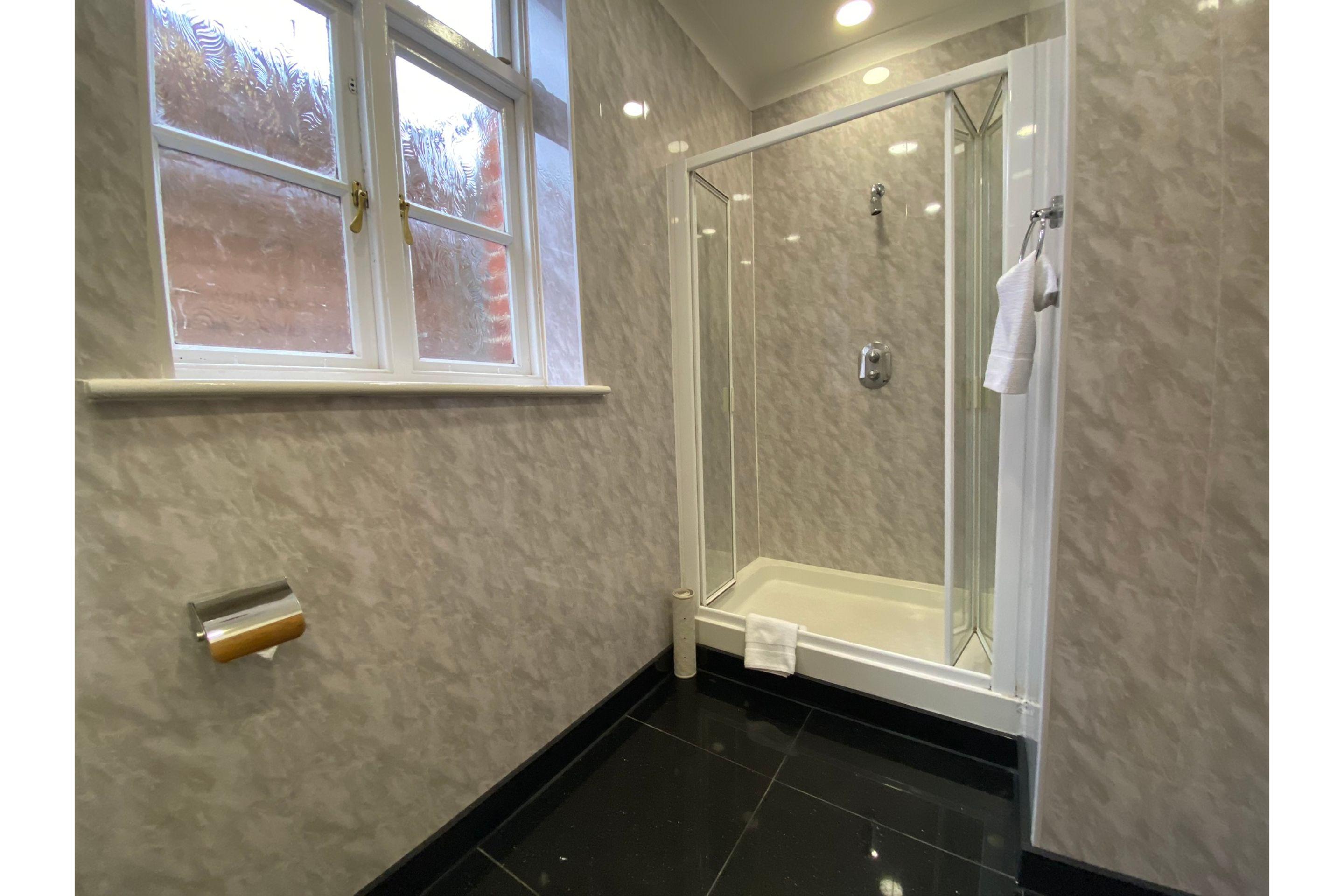 Baylis House Hotel